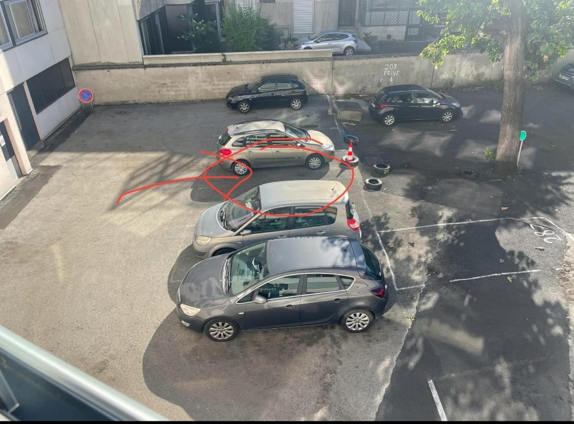 Indépendant Proche Centre Et Parking *